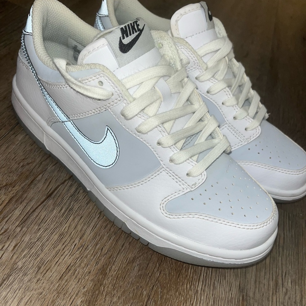 Nike Dunks - Picture 5 of 6